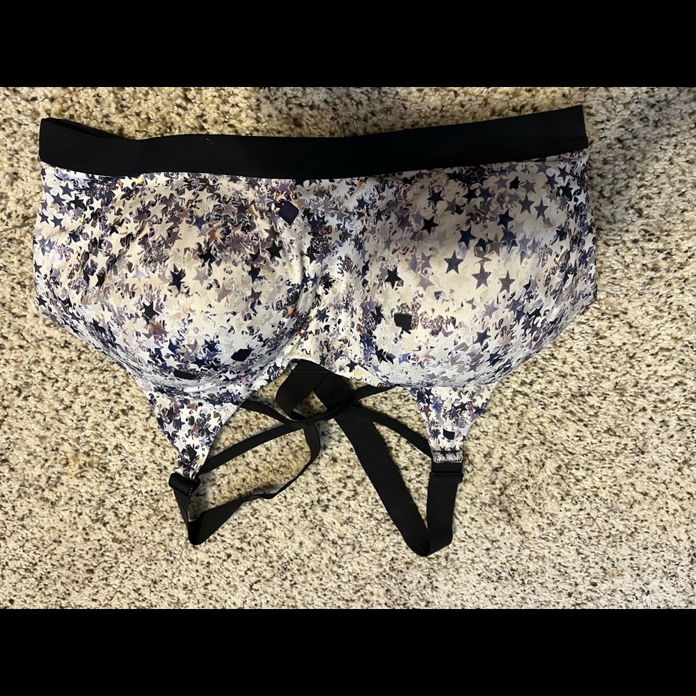Victoria’s Secret sports bra
